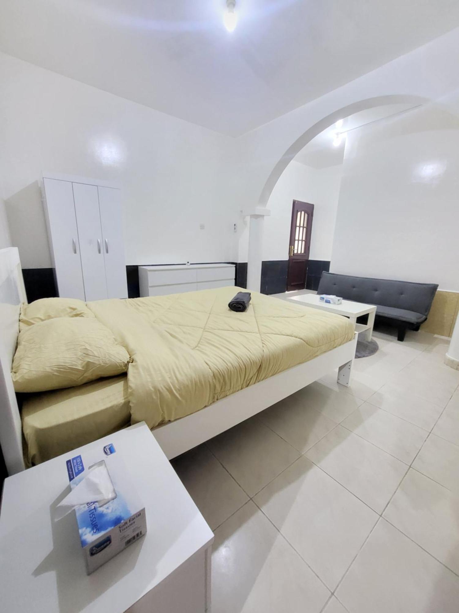 Corniche Full Studio Apartment Abu Dhabi Exterior foto