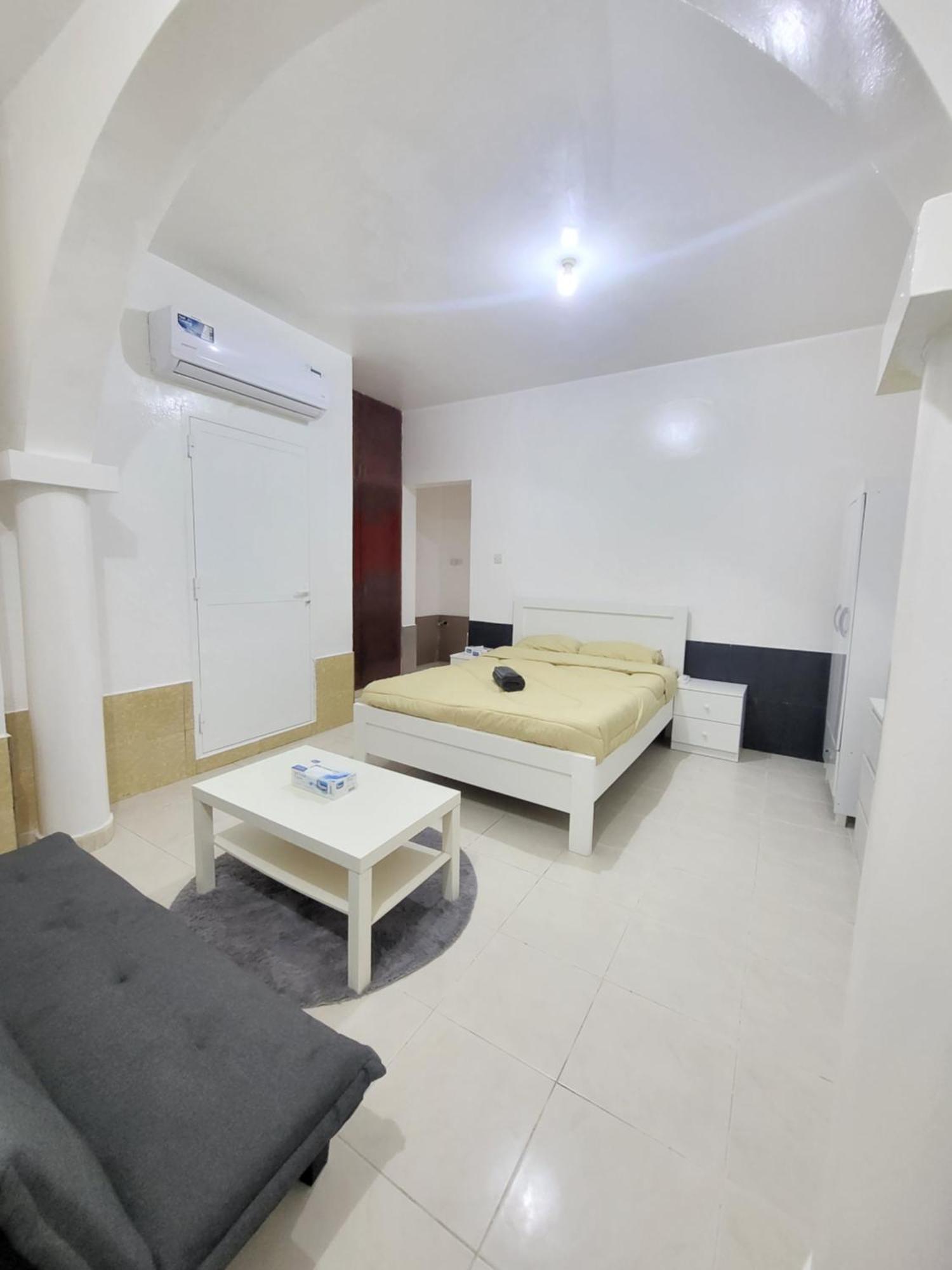 Corniche Full Studio Apartment Abu Dhabi Exterior foto